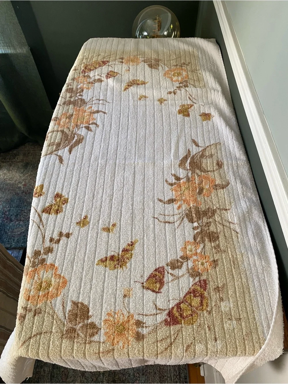 Vintage Mid Century Boho Brown Orange Floral Butterfly Ribbed Bath Towel Set (2)